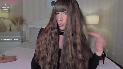 Snapshot of valeriasecret chatting on October 7, 10:22 am Valeria online show from October 7, 10:22 am
