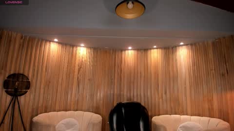 Vale  online show from October 22, 12:07 pm