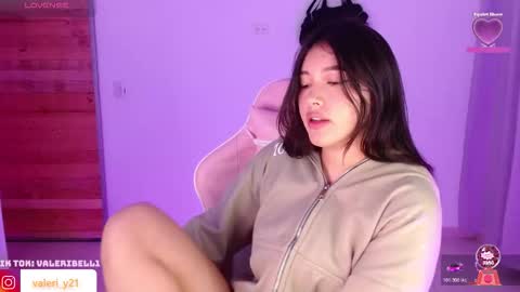 Valeri online show from December 18, 5:58 am