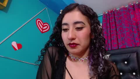 Snapshot of valerie_mase chatting on October 9, 8:03 pm vale online show from October 9, 8:03 pm