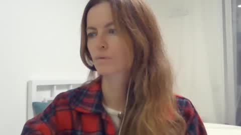 valerie_rose777 online show from October 10, 8:35 pm