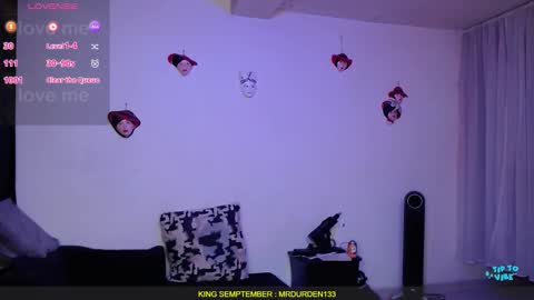 Snapshot of valerie_smile chatting on September 28, 9:18 am Valerie online show from September 28, 9:18 am