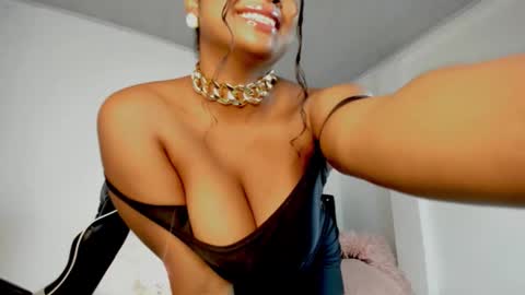 Valerie Blake online show from May 28, 11:14 pm