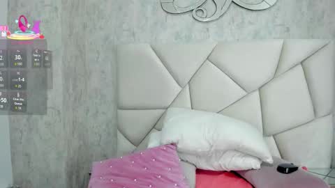 Valerie online show from February 7, 8:01 pm