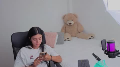 Juli C online show from January 16, 1:36 am