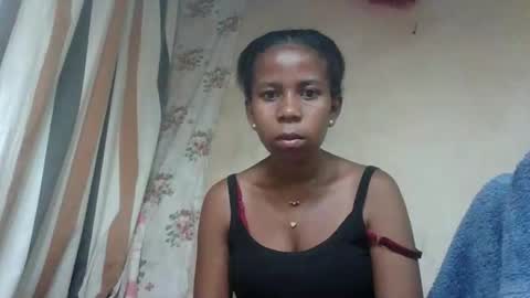 valerinezah online show from February 4, 5:17 pm