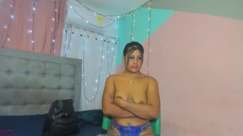 Snapshot of valery_021 chatting on January 27, 4:22 pm Valery online show from January 27, 4:22 pm