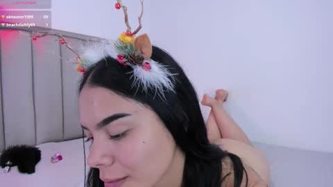 Cris  online show from November 30, 8:49 pm