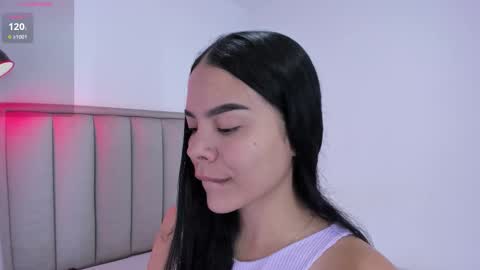 Snapshot of valery__nova chatting on September 25, 2:18 am Cris online show from September 25, 2:18 am