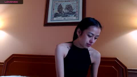 Snapshot of valerybaker1 chatting on February 7, 4:24 pm B V Naughty online show from February 7, 4:24 pm