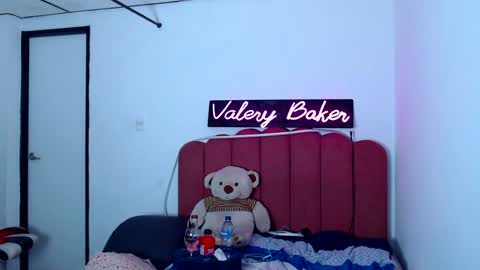 Snapshot of valerybaker1 chatting on December 15, 2:08 am B V Naughty online show from December 15, 2:08 am