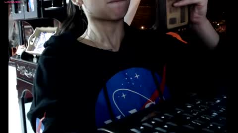 Snapshot of valerybaker1 chatting on February 22, 2:39 am B V Naughty online show from February 22, 2:39 am