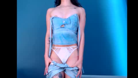 Snapshot of valerybaker1 chatting on September 18, 10:30 am B V Naughty online show from September 18, 10:30 am