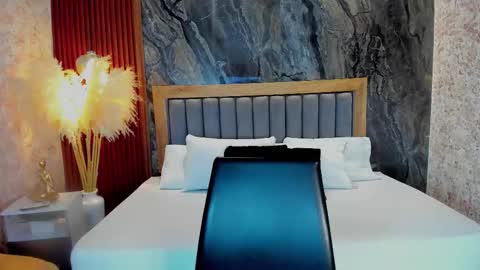 Valerie Shadey  online show from November 7, 8:44 pm