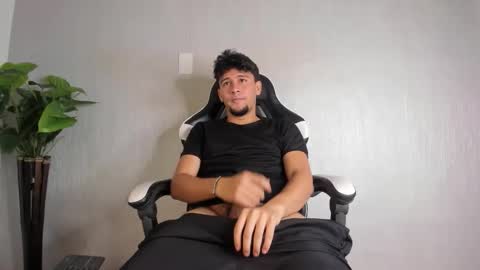 Valentino online show from March 24, 9:10 pm