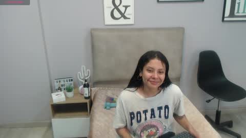 valevicious online show from March 28, 1:34 pm