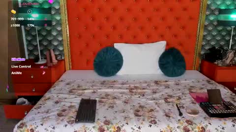 Valerie Val V online show from September 13, 10:34 pm