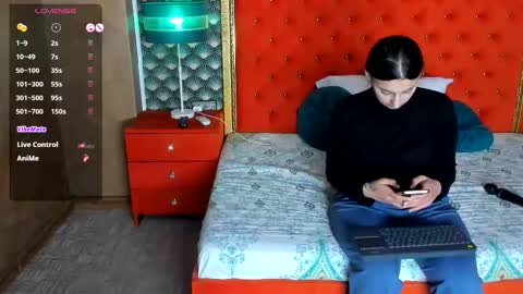 Valerie Val V online show from March 22, 12:20 pm