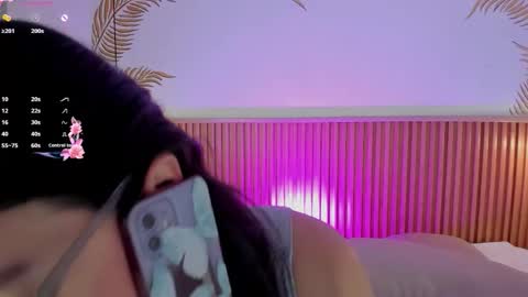 valleriie_ online show from February 20, 4:09 pm