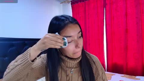 Snapshot of vallery_evanss chatting on September 27, 12:14 pm Taty independent account online show from September 27, 12:14 pm