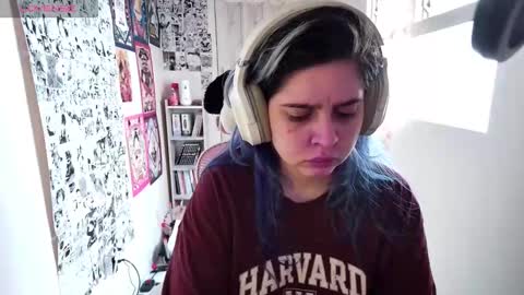 Im Violet online show from October 12, 4:53 pm