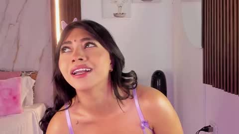 Vallolet Peach  online show from October 3, 11:51 am