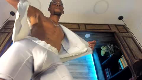 Snapshot of valtorkane chatting on October 7, 12:12 pm valtorkane online show from October 7, 12:12 pm