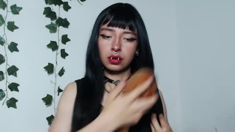 vamp online show from April 4, 6:31 am