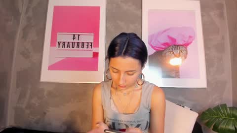 vamp  online show from April 6, 9:49 pm