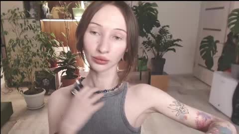 Mollyy Valentine online show from March 22, 11:36 am