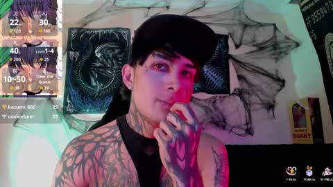 Snapshot of vampiredavyd chatting on October 10, 3:12 am david guzman i model independenthelp me with a thumbs up online show from October 10, 3:12 am