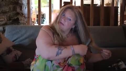 Snapshot of vampwoman chatting on September 11, 2:40 pm vampwoman online show from September 11, 2:40 pm