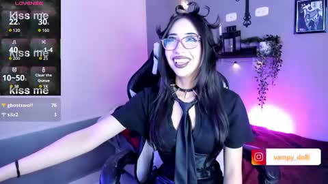vampy_dolll online show from June 11, 12:32 am