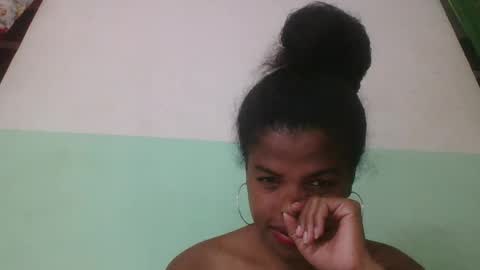 vanafiry online show from February 26, 5:00 pm