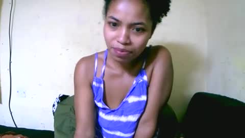vanah344375 online show from October 7, 5:25 am