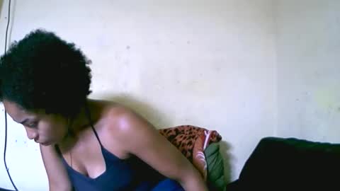 vanah344375 online show from October 1, 8:19 pm