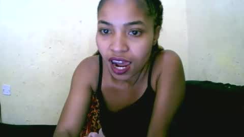 vanah344375 online show from September 27, 4:38 pm