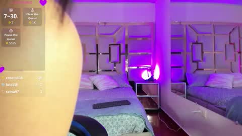 vanesaa_mejia online show from February 28, 9:13 am