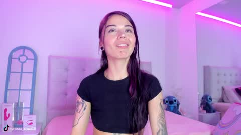 Vane  online show from April 7, 8:33 pm