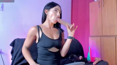 Vanessa online show from November 24, 4:05 pm