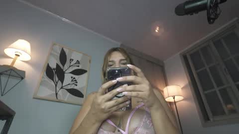 Vanessa Novvoa online show from May 23, 9:22 pm