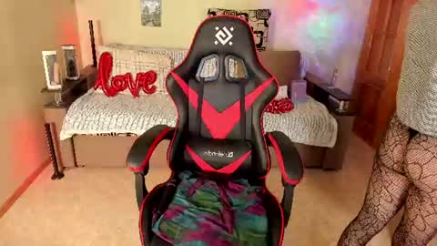 vanessabeautyy online show from July 14, 2:05 am