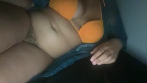 vanessasss100 online show from April 3, 1:56 am