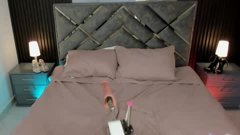 vanethompson online show from May 24, 2:19 am