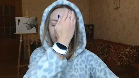 VanillaMuffin online show from October 14, 5:43 am