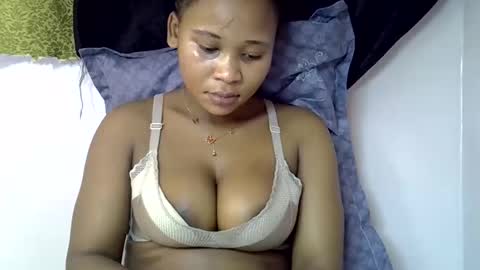 vanillavenus online show from November 25, 9:19 am