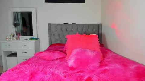 Vanessa online show from November 7, 3:09 am