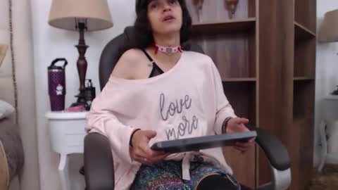 Vannellope online show from March 21, 12:54 pm