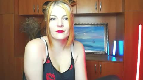 Vanessa online show from February 27, 6:44 pm