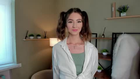 Charline online show from May 18, 10:43 am